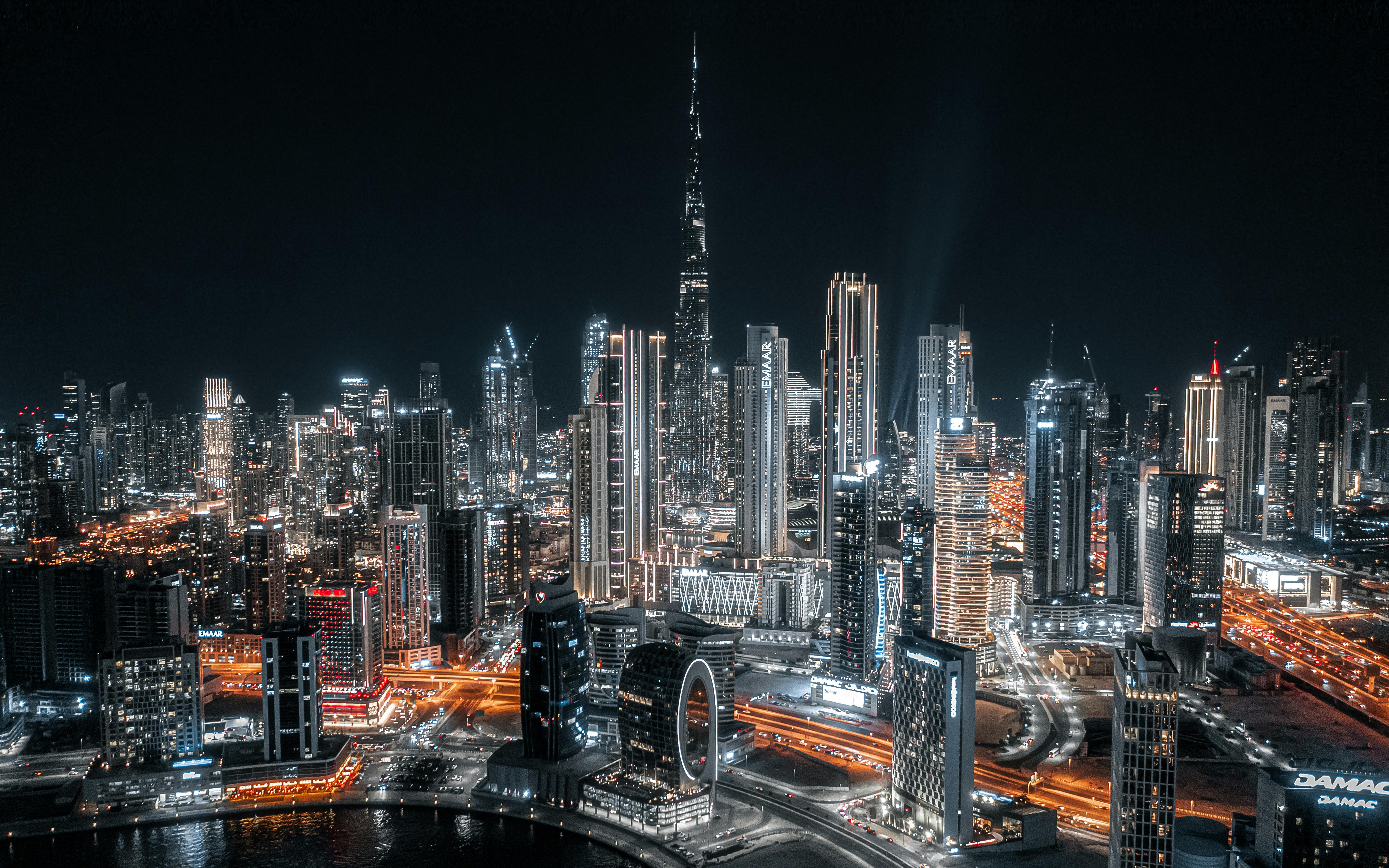 Luxury Dubai Real Estate Properties - Palm Jumeirah, Dubai Marina, Downtown Dubai